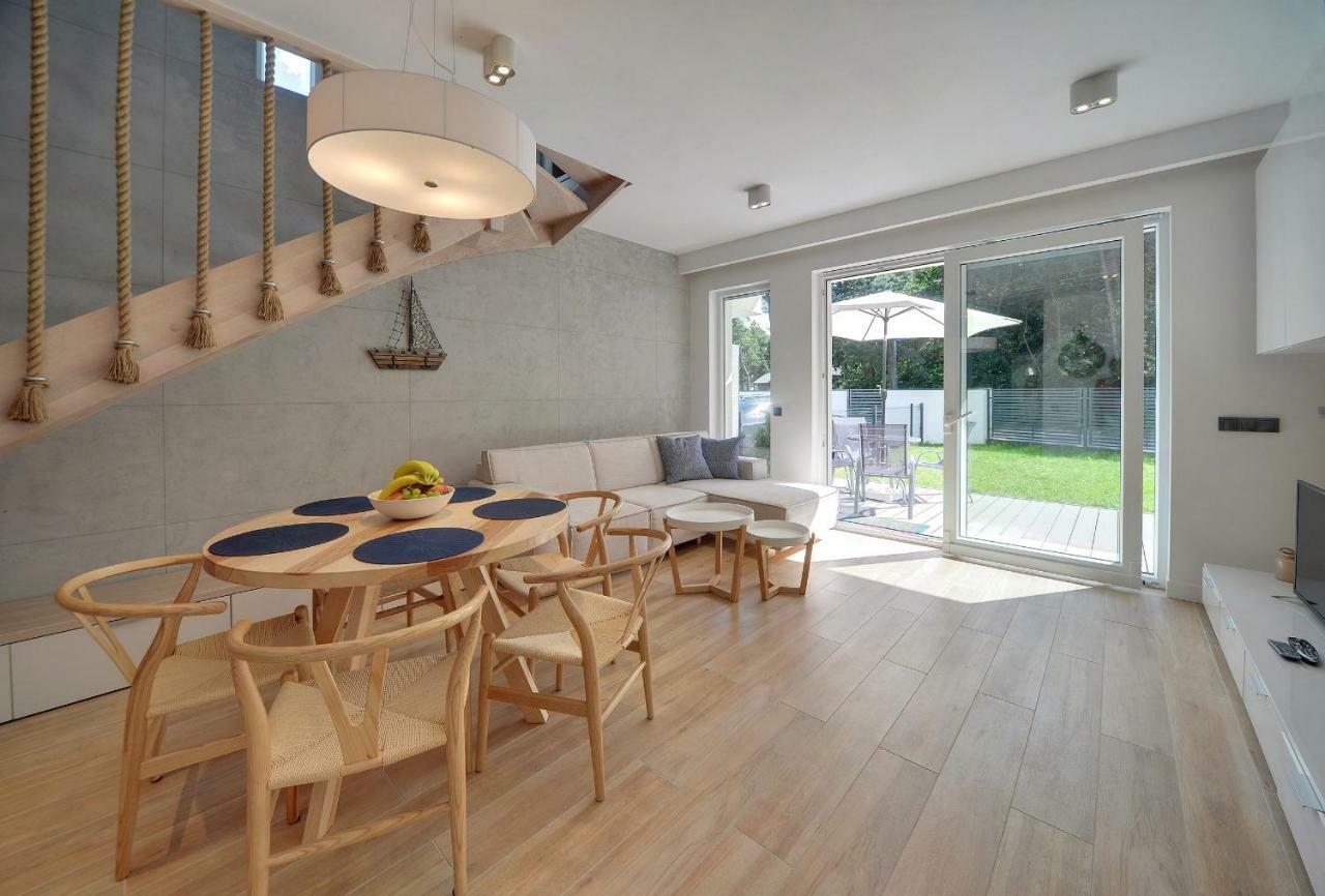 Baltic Melody Apartament ポビエロボ エクステリア 写真